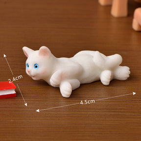 Mini Cartoon Cat Resin Figurines - Cute Desk Deco