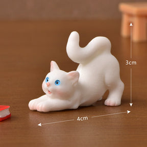 Mini Cartoon Cat Resin Figurines - Cute Desk Deco