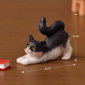 Mini Cartoon Cat Resin Figurines - Cute Desk Deco