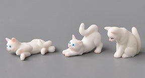 Mini Cartoon Cat Resin Figurines - Cute Desk Deco