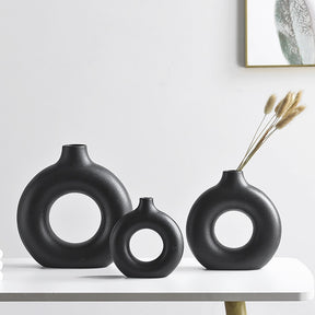 Circular Hollow Donuts Nordic Vase - Stylish Home Decoration